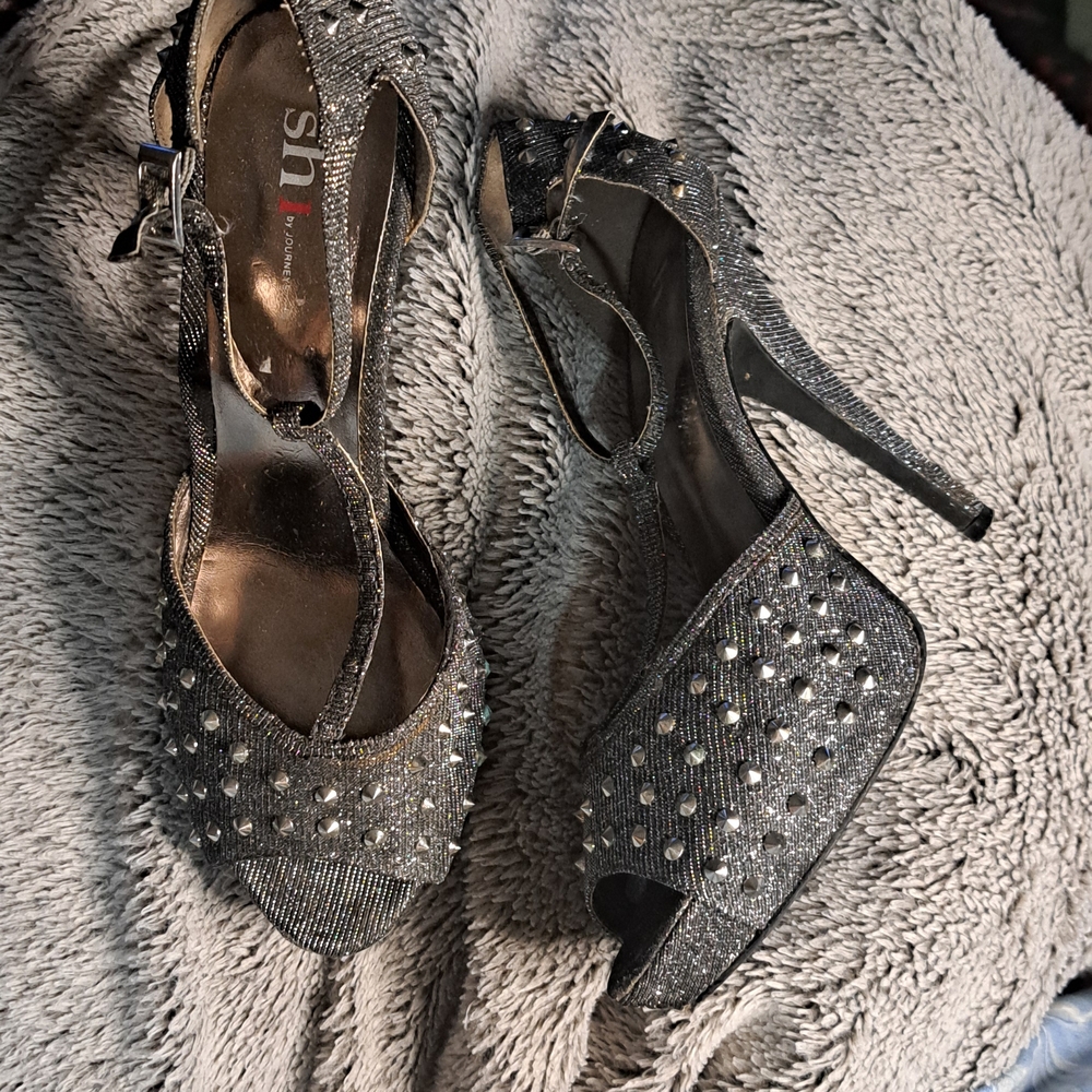 Shi by JOURNEYS Glittering Pewter Studded Heels